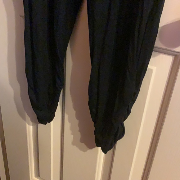 Women’s Strapless Jumpsuit - Picture 4 of 6